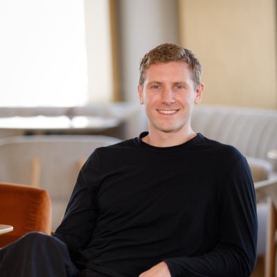 Aleks Larsen